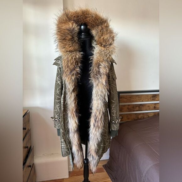 Marco Del Forte REAL FOX FUR Parka
Mona Lisa Abstract Green Made in Italy
S - M - Picture 5 of 16